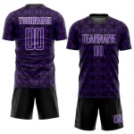 Uniform Jersey Lila Fußball Formen Benutzerdefinierte Geometrische Schwarz-Weiß Sublimation Uniform Jersey Lila Fußball Formen Benutzerdefinierte Geometrische Schwarz-Weiß Sublimation